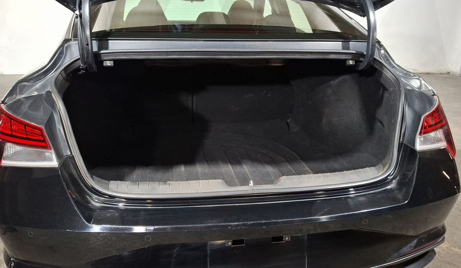 Hyundai Elantra 2.0 LIMITED TECH IVT Sedan 2023