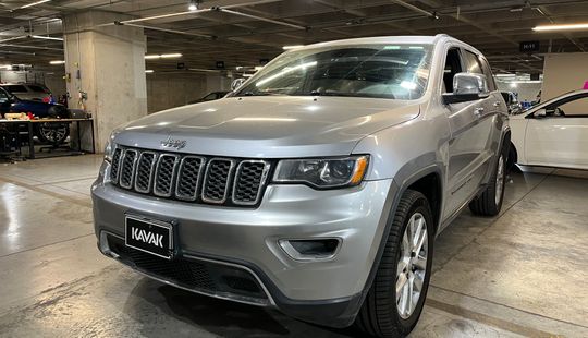 Jeep • Grand Cherokee