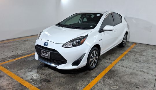 Toyota • Prius C
