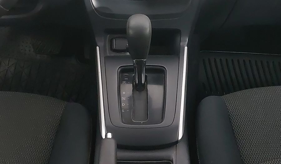 Nissan Sentra 1.8 ADVANCE CVT Sedan 2017