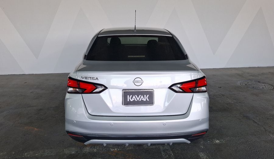 Nissan Versa 1.6 SENSE Sedan 2024