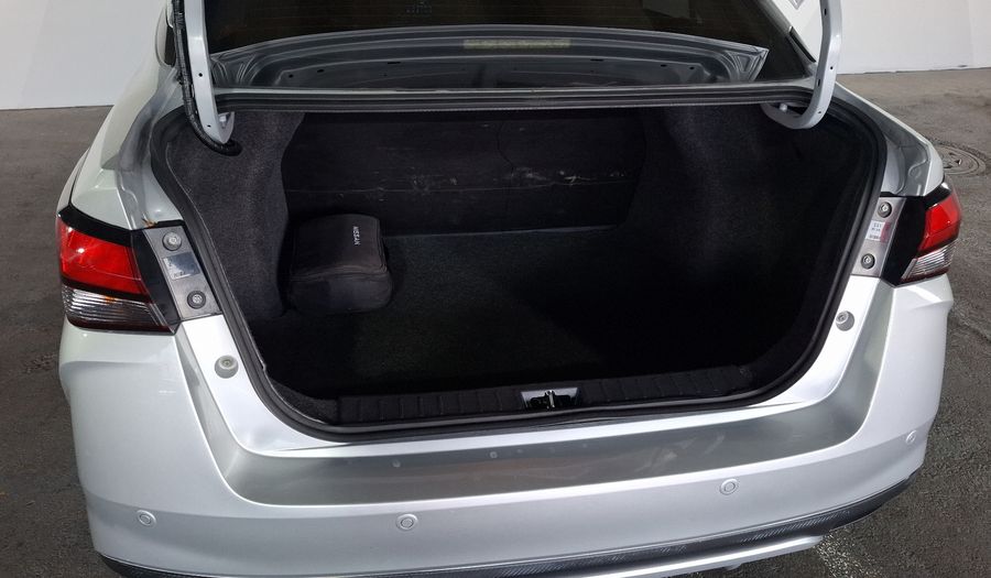 Nissan Versa 1.6 SENSE Sedan 2024