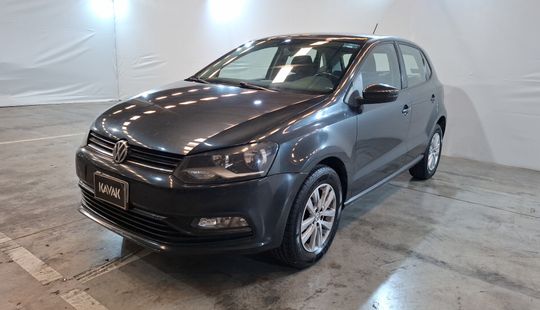 Volkswagen • Polo