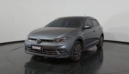 Volkswagen • Polo