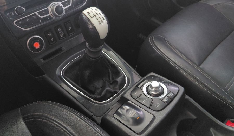 Renault Koleos 2.5 L 4X4 PRIVILEGE MT Suv 2012