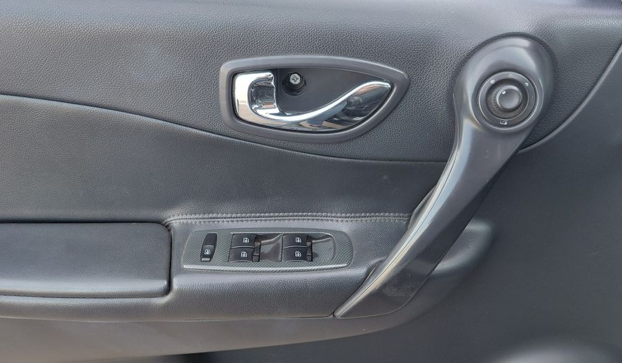 Renault Koleos 2.5 L 4X4 PRIVILEGE MT Suv 2012