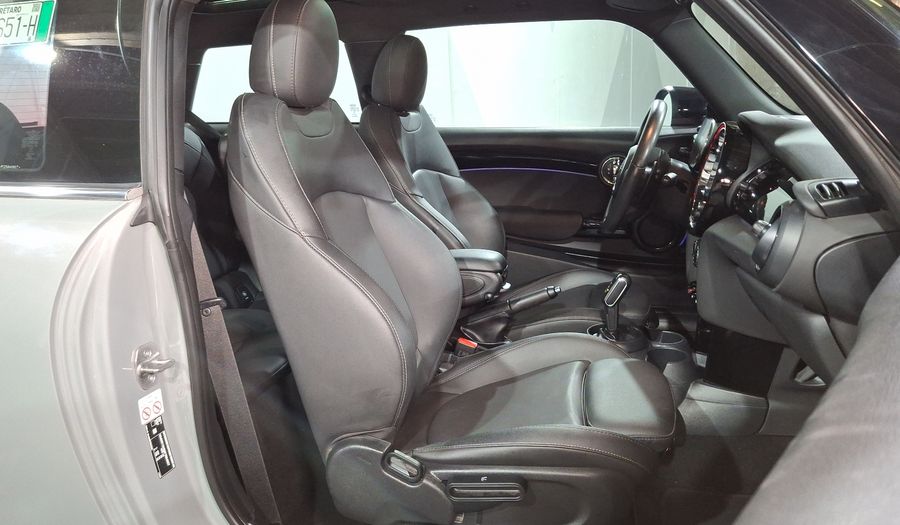 Mini Cooper S 2.0 COOPER CLASSIC DCT Hatchback 2023