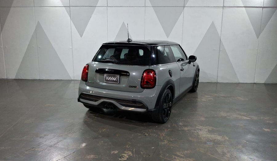 Mini Cooper S 2.0 COOPER CLASSIC DCT Hatchback 2023