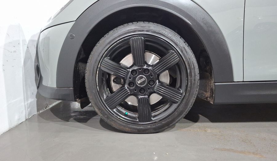 Mini Cooper S 2.0 COOPER CLASSIC DCT Hatchback 2023