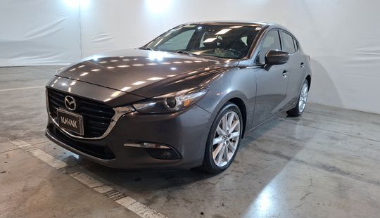 Mazda • Mazda 3