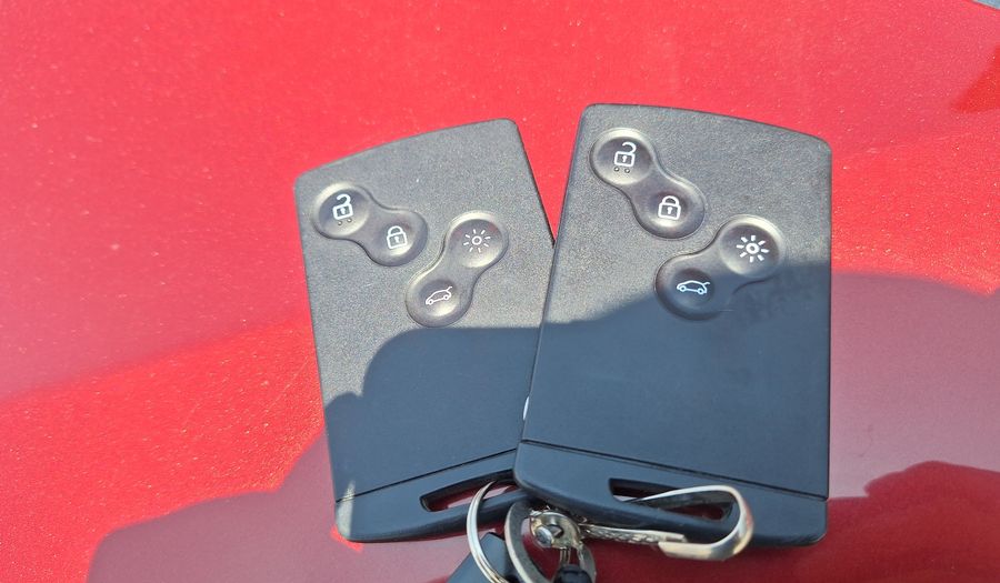 Renault Fluence 2.0 CVT PRIVILEGE Sedan 2016