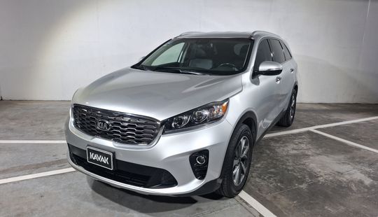 Kia • Sorento