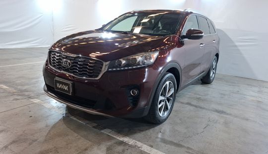 2019 • 49,103 km • Automático