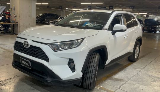 Toyota • RAV4