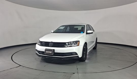 Volkswagen • Jetta