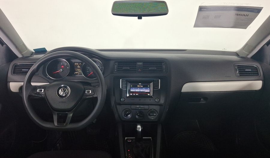 Volkswagen Jetta 2.5 COMFORTLINE TIP. BOLSAS AIRE DEL. Sedan 2017