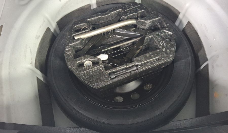 Volkswagen Jetta 2.5 COMFORTLINE TIP. BOLSAS AIRE DEL. Sedan 2017