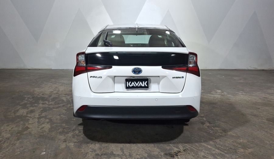 Toyota Prius 1.8 HEV BASE AUTO Hatchback 2021