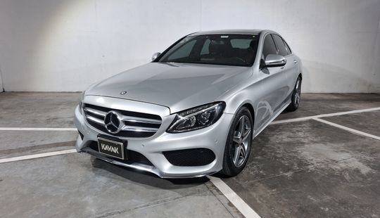 Mercedes Benz • Clase C