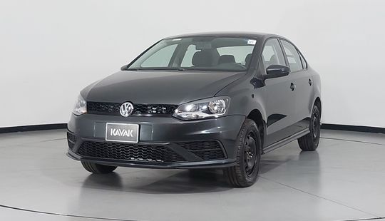 Volkswagen • Vento