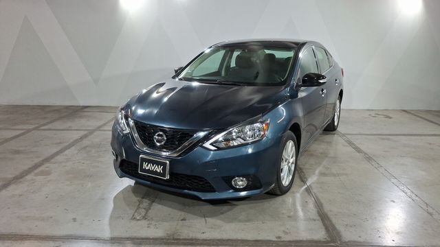 Nissan • Sentra