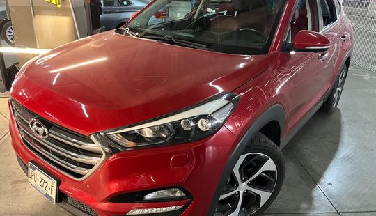 Hyundai • Tucson