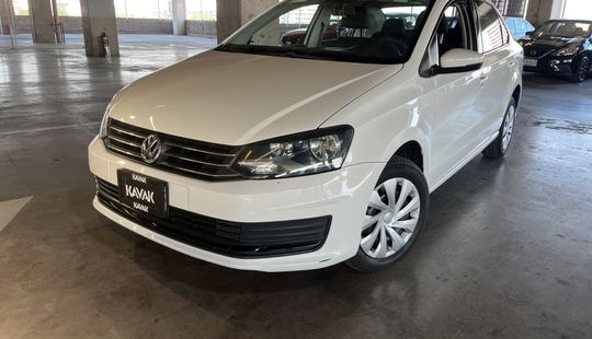 Volkswagen • Vento