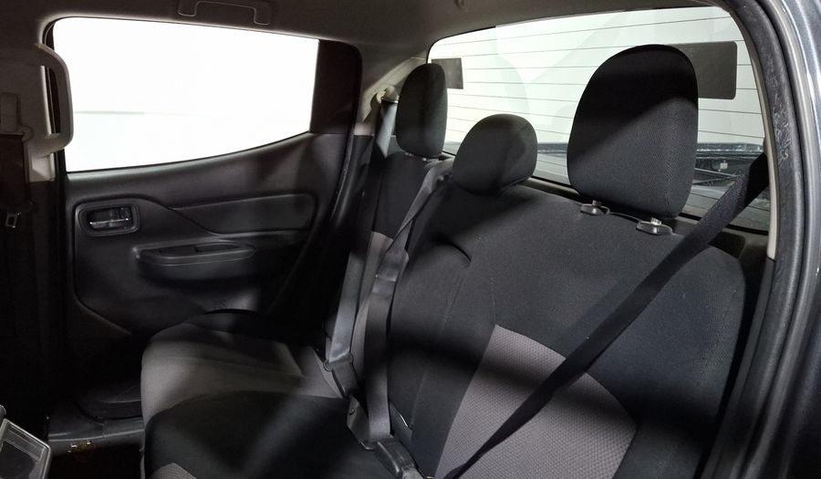 Mitsubishi L200 2.4 GLX DIESEL 4WD Pickup 2022