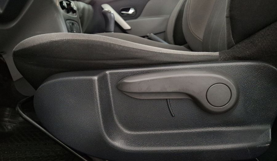 Renault Logan 1.6 EXPRESSION MT Sedan 2015