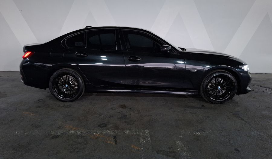 Bmw Serie 3 2.0 330E PHEV AUTO Sedan 2023