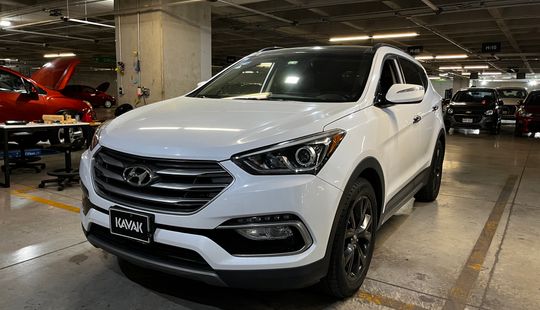 Hyundai • Santa Fe