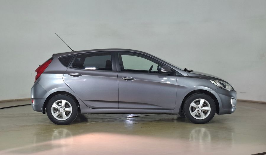 Hyundai Accent 1.6 RB GLS AC 2AB ABS Hatchback 2014