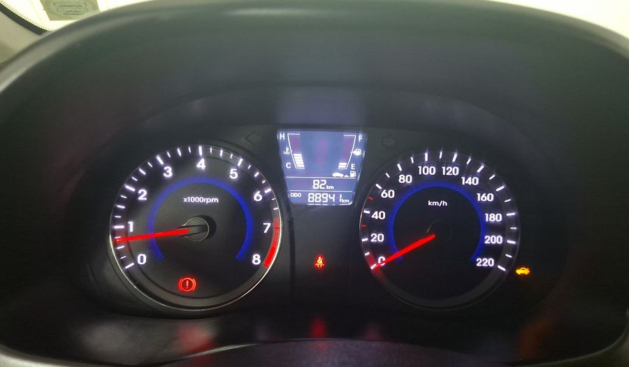 Hyundai Accent 1.6 RB GLS AC 2AB ABS Hatchback 2014