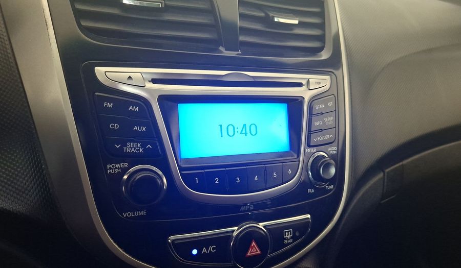 Hyundai Accent 1.6 RB GLS AC 2AB ABS Hatchback 2014