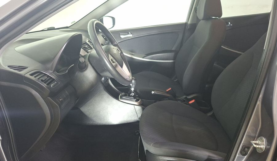 Hyundai Accent 1.6 RB GLS AC 2AB ABS Hatchback 2014