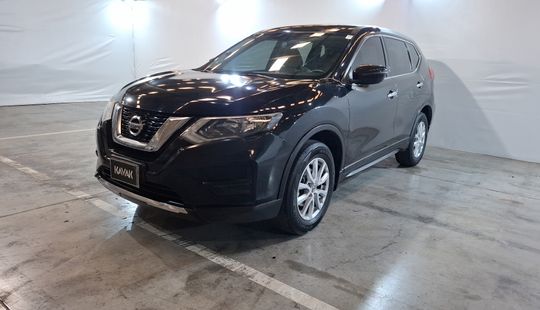 Nissan • X-Trail