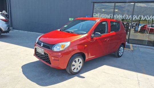 Suzuki • Alto