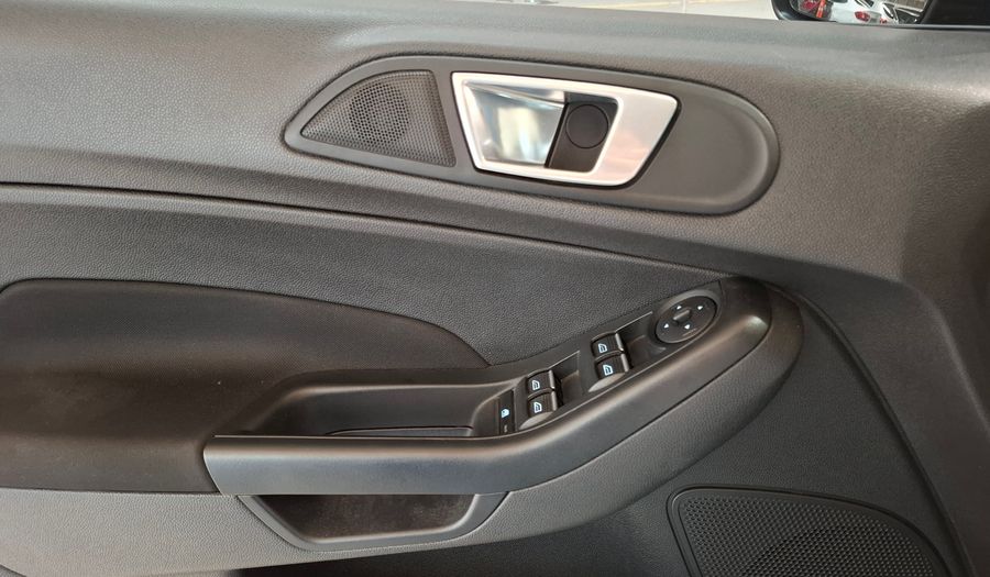 Ford Fiesta Kinetic Design 1.6 SE Hatchback 2018