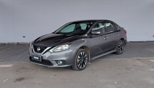 Nissan • Sentra