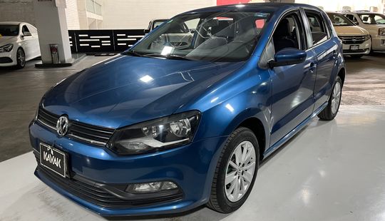 Volkswagen • Polo