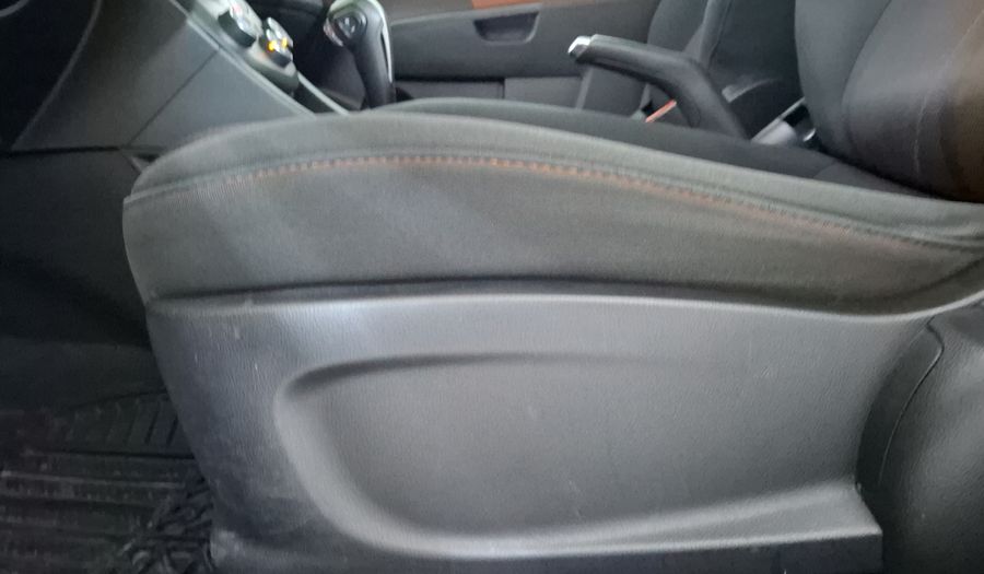 Chevrolet Sonic 1.6 AT K LT Hatchback 2016