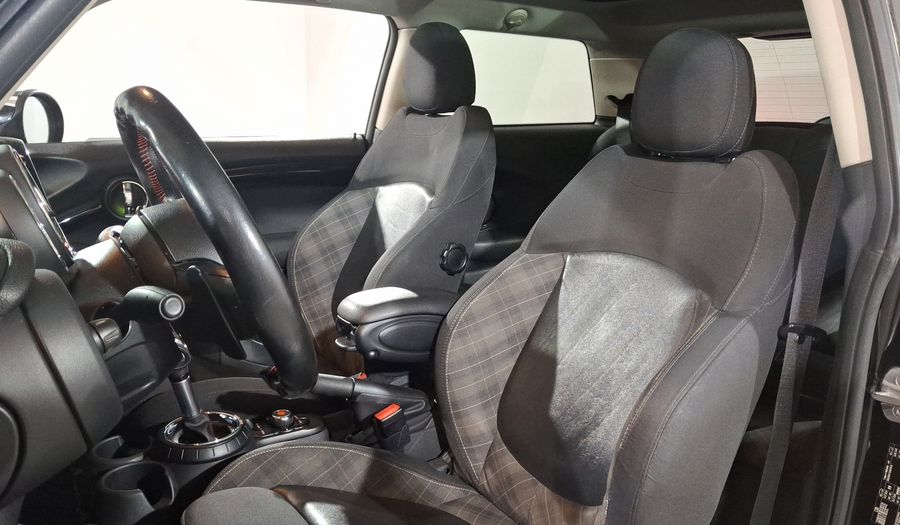 Mini Cooper S 2.0 COOPER CHILI AT Hatchback 2017