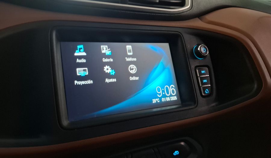 Chevrolet Onix 1.4 ACTIV Hatchback 2018