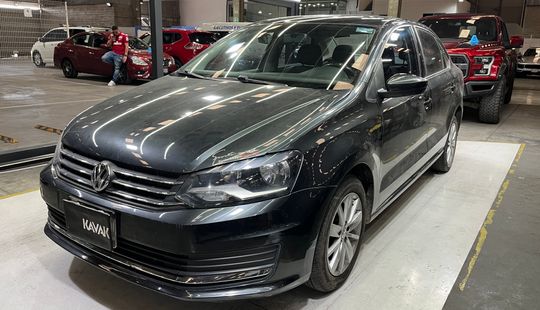 Volkswagen • Vento