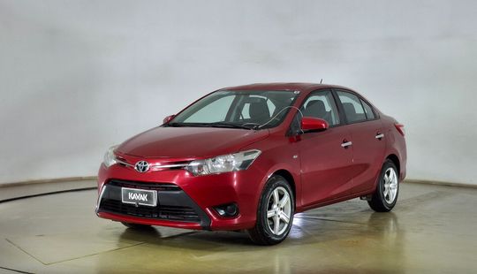 Toyota • Yaris