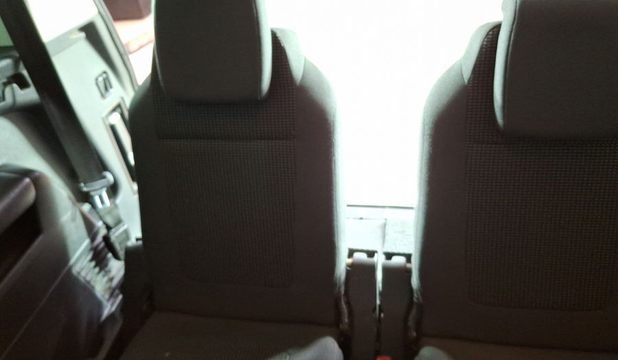 Peugeot 5008 2.0 HDI ALLURE AUTO Minivan 2015