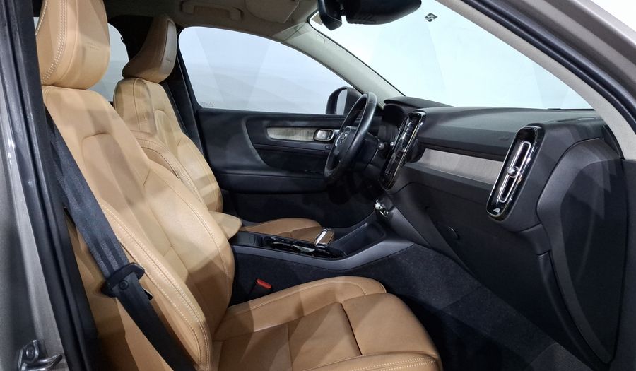 Volvo Xc40 2.0 T4 INSCRIPTION AUTO Suv 2020