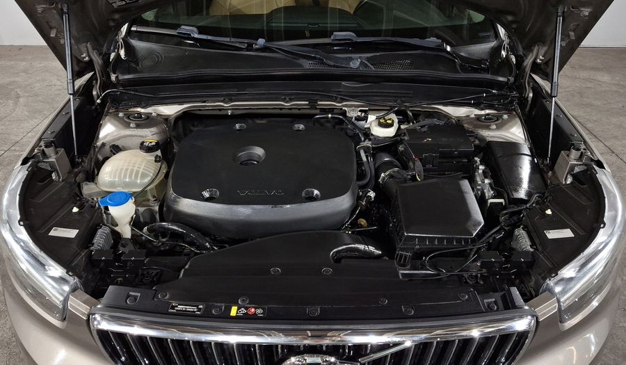 Volvo Xc40 2.0 T4 INSCRIPTION AUTO Suv 2020