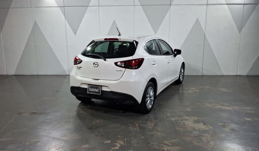 Mazda 2 1.5 I TOURING TM Hatchback 2017