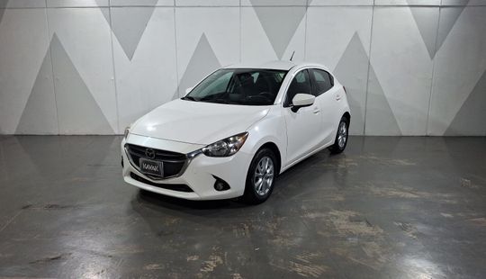 Mazda • Mazda 2